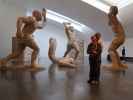 Sabine und ich in der Ausstellung 'Edith Karlson: Sarastus' im Nykytaiteen Museo Kiasma in Helsinki (5. Juni)