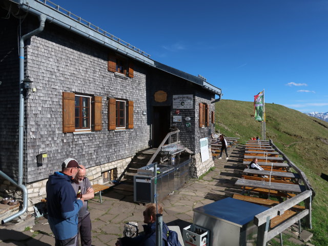N&ouml;rdlinger H&uuml;tte, 2.239 m (13. Juni)