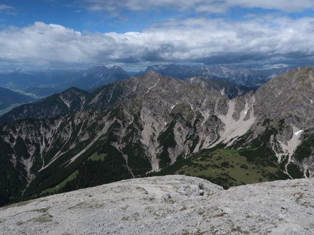 zwischen Solsteinhaus und Gro&szlig;em Solstein (14. Juni)