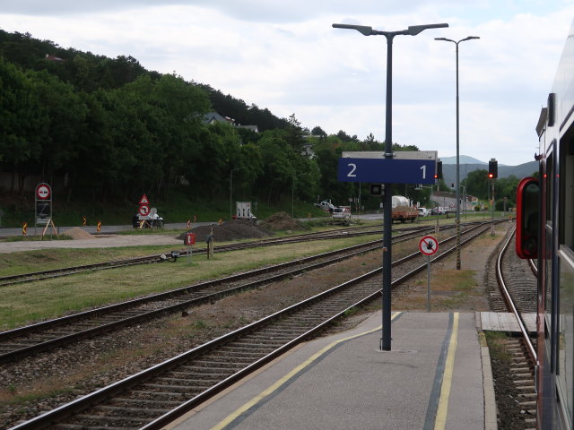 Bahnhof W&ouml;llersdorf, 323 m