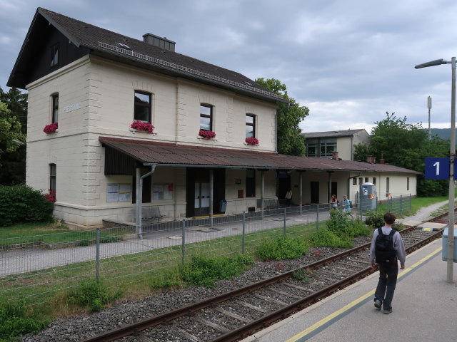 Bahnhof Piesting, 343 m