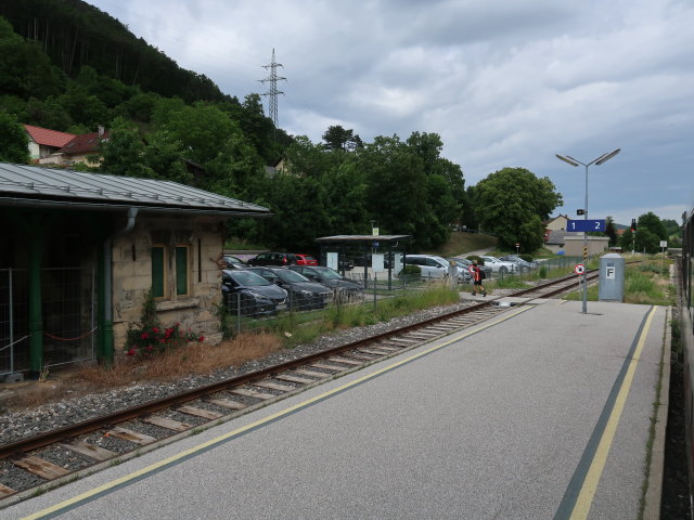 Bahnhof Waldegg, 368 m