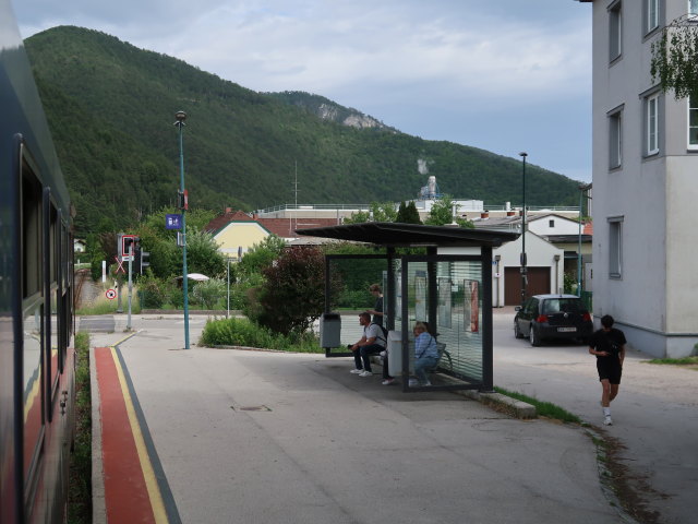 Haltestelle Pernitz Wipfelhofstra&szlig;e, 423 m