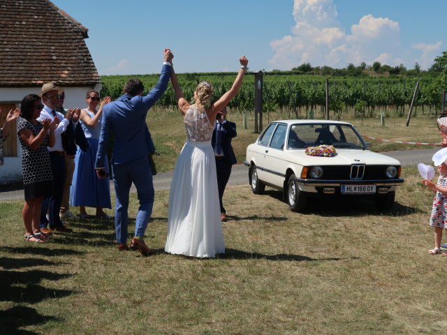 Stefan und Tanja in der &Ouml;hlbergkellergasse in Pillersdorf