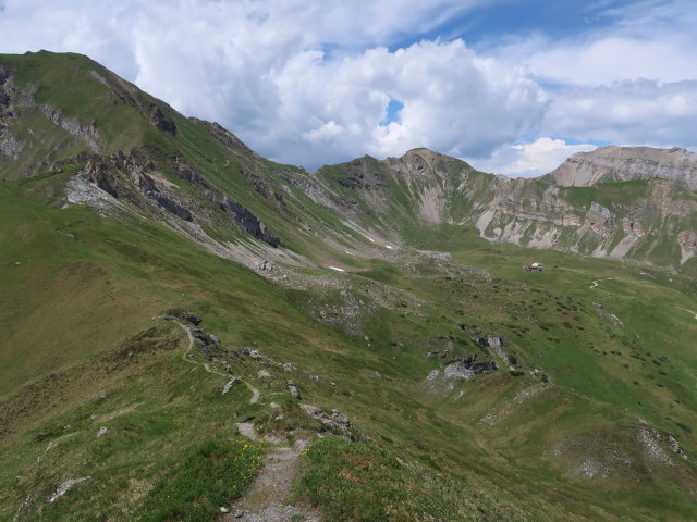 zwischen Padasterkogel und Padasterjochhaus