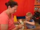 Sabine und Nils im Spiele- und Malzelt