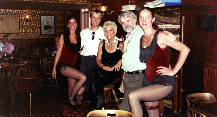 Ich und Herwig im Diamond Belle Saloon des Strater Hotels in Durango (6. Mai)