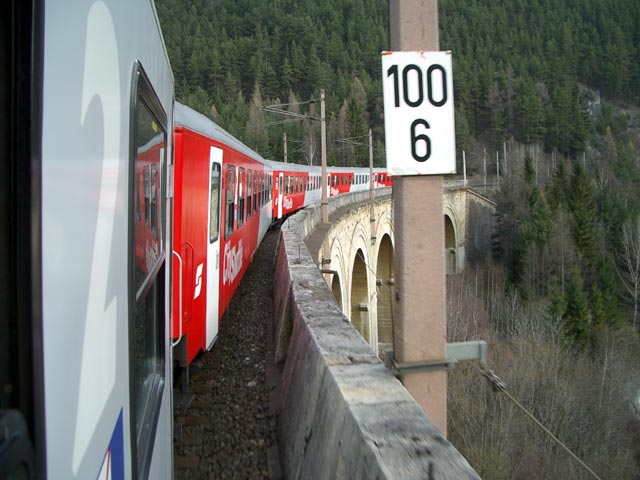 E 1535 am Fleischmann-Viadukt