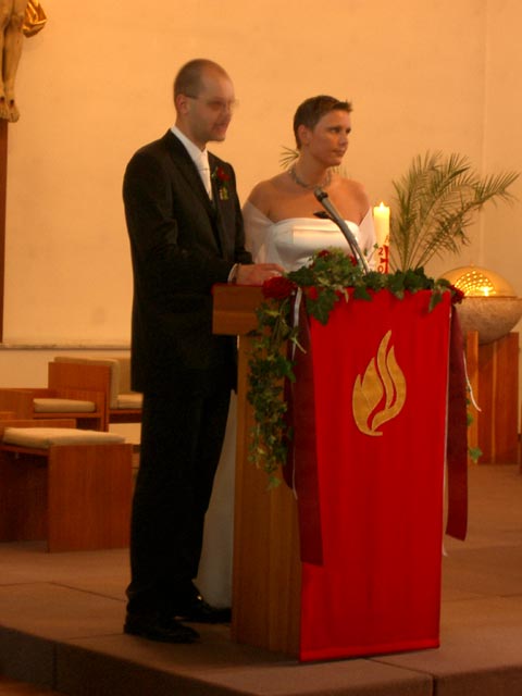 Christian und Brigitte in der Pfarrkirche Ma. Himmelfahrt