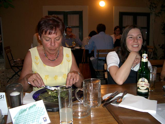 Therese und Susanne in der Schlo&szlig;gasse 21