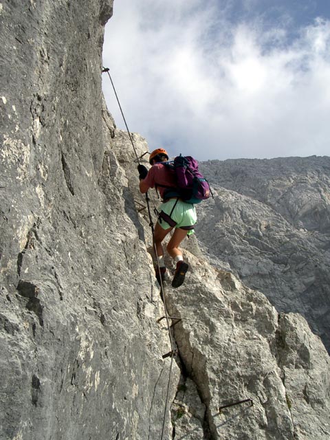 Bert-Rinesch-Steig: Erich am Beginn des 1. senkrechten Steilaufschwungs (23. Aug.)