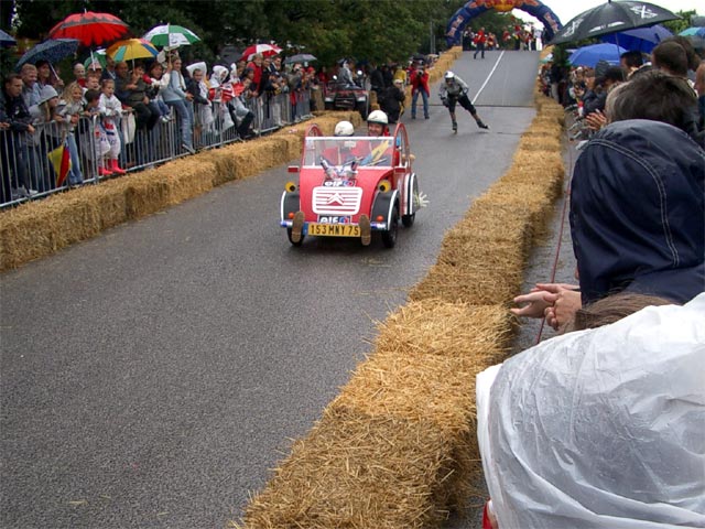 2CV Racing Team im Kurpark Oberlaa