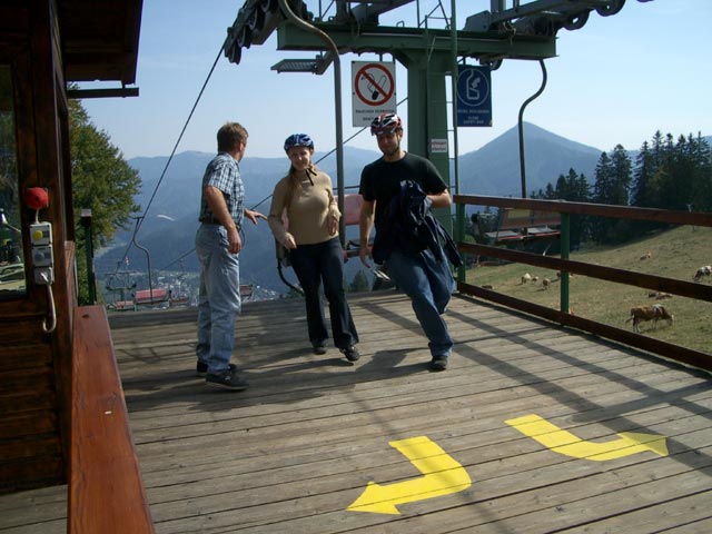 Regina und Markus in der Bergstation des Sessellifts