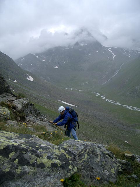 Daniela am Sommerwand-Übungsklettersteig (7. Aug.)