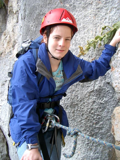 Unterer Turnerbergsteiger-Steig: Daniela in der 1. Seillänge