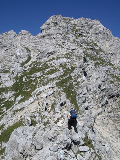 Daniela zwischen Hexensteig und Hexenturm (28. Aug.)