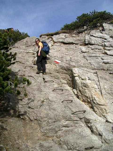 Daniela zwischen Stripsenjochhaus und Stripsenkopf (23. Okt)