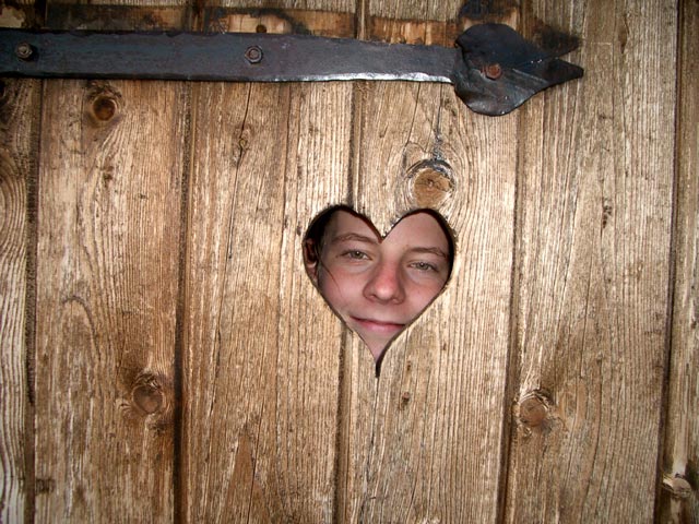 Daniela bei der Ackerlhütte, 1.456 m (25. Okt)