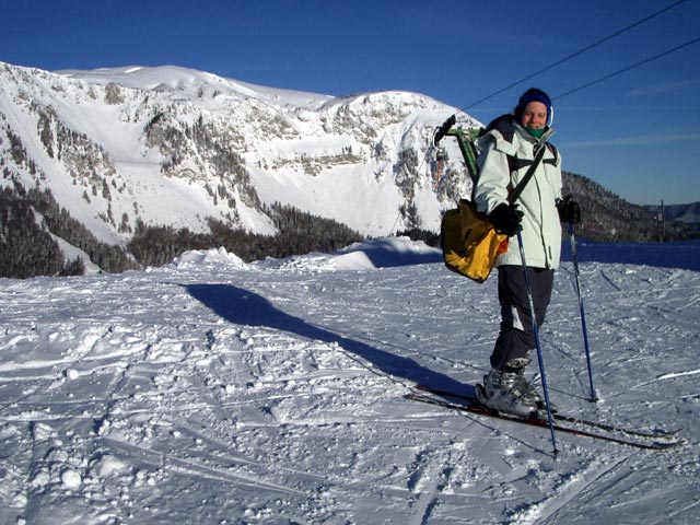 Daniela bei der Bergstation des Gaiberglifts II