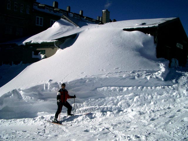 Ich bei der Bergstation der Seilbahn