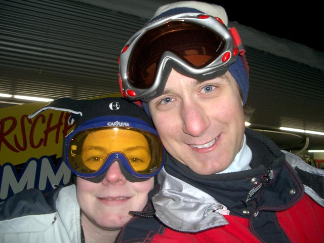 Daniela und ich bei der Bergstation des Magic-Mountain-Xpress (13. Feb.)