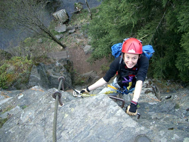 Reinhard-Schiestl Klettersteig: Carmen in der Einstiegswand
