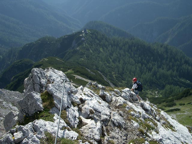 Daniela zwischen Persailhorn und Peter Wiechenthaler-Hütte (3. Juli)