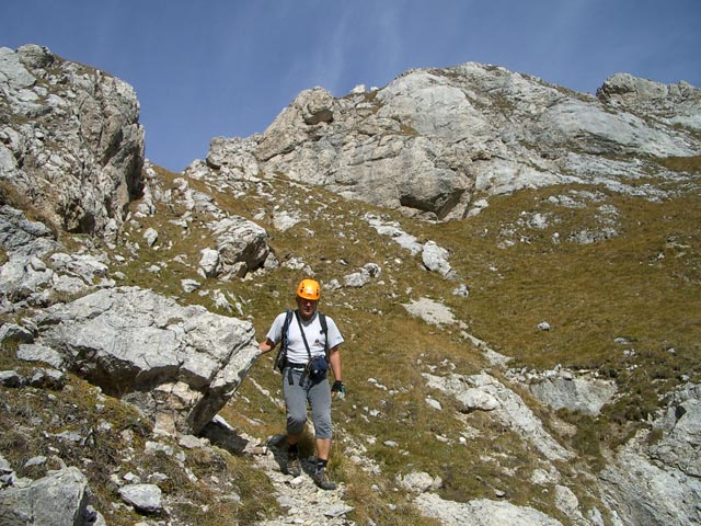 Axel beim Abstieg vom Col Ombert