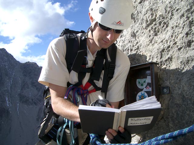 Imster Klettersteig: Ich beim Steigbuch (22. OKt.)