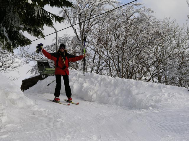 Sonja bei der Bergstation der Bergbahn Lilienfeld