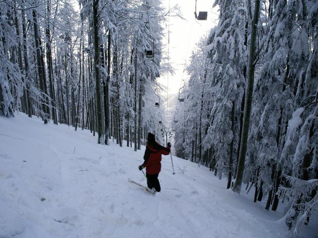 Sonja unter der Bergbahn Lilienfeld