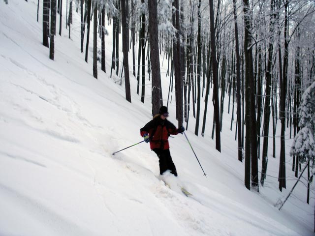 Sonja unter der Bergbahn Lilienfeld