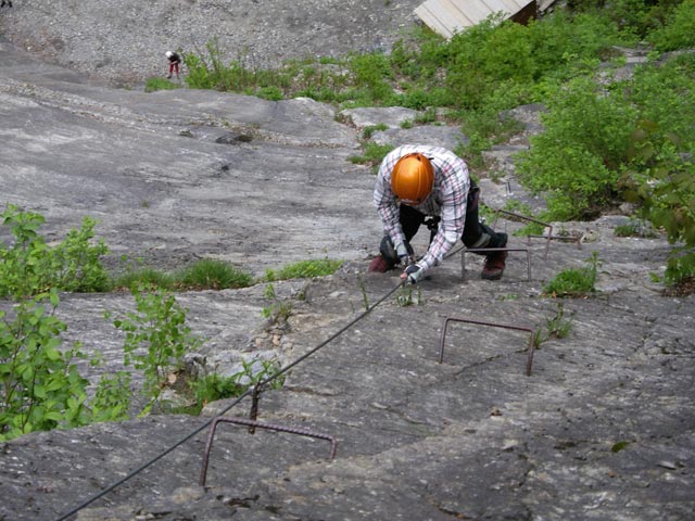 Raiffeisen Klettersteig: Erich auf der linken Seite