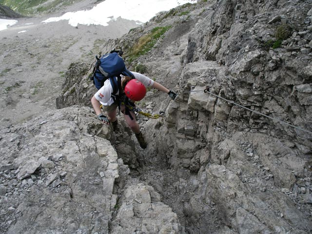 Daniela am Mindelheimer Klettersteig zwischen 1. Schafalpenkopf und 2. Schafalpenkopf (1. Juli)