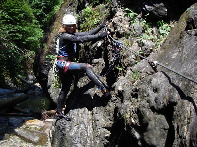 Klabautersteig: Irmgard beim fünften Wasserfall (12. Juli)
