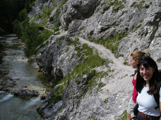 Doris und Ulrike im Ötschergraben zwischen Greimelbach und Mirabach