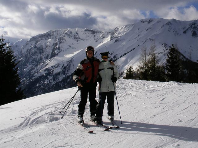 Ich und Daniela bei der Bergstation des Gaiberglifts II