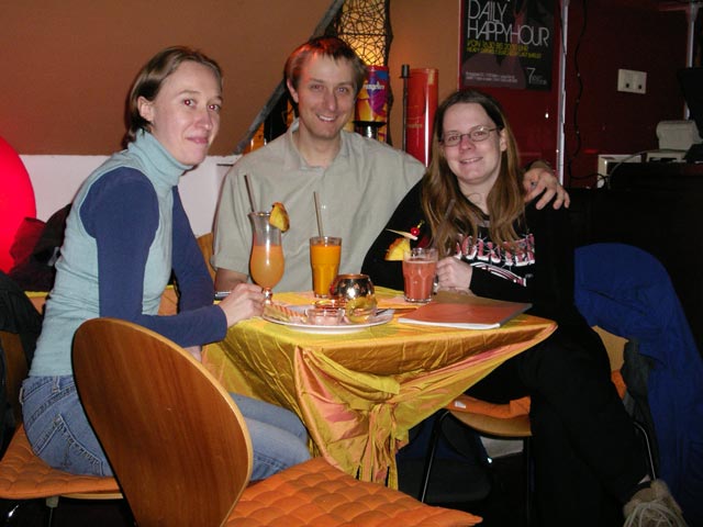 Carmen, ich und Daniela im 'Seven Cocktails' (9. M&auml;rz)