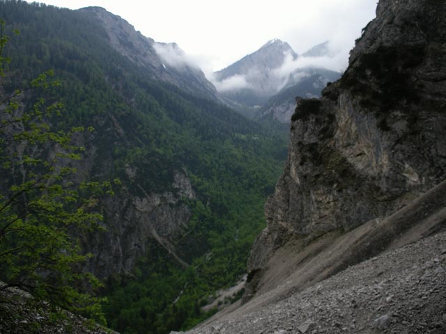 Halltal vom Gamsgufel aus (12. Mai)