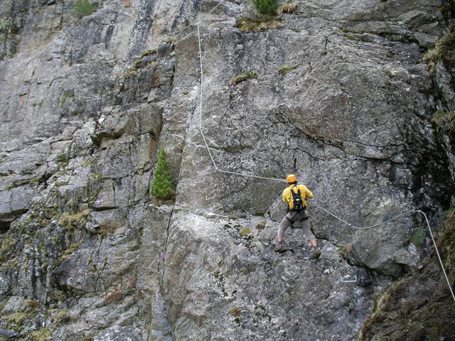 Anton Renk-Klettersteig: Axel am zweiten Pfeiler
