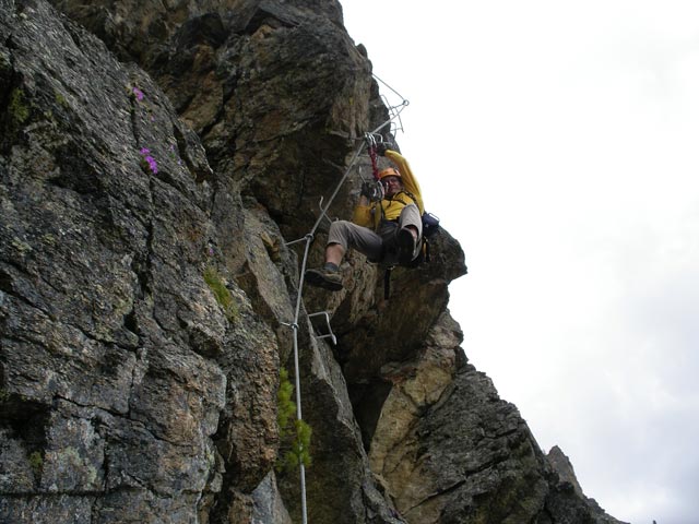 Anton Renk-Klettersteig: Axel in der Schl&uuml;sselstelle
