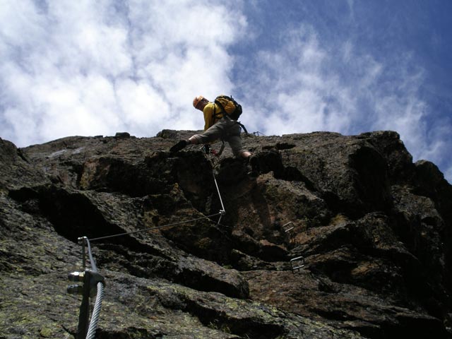 Klettersteig N&uuml;rnberger H&uuml;tte: Axel in der Schl&uuml;sselstelle