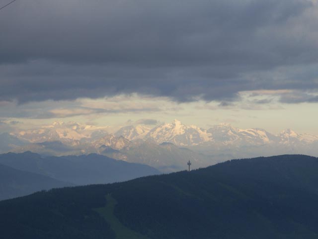Hohe Tauern vom Steinfeld aus (7. Juni)