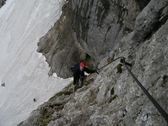 Johann-Klettersteig: Daniela auf der gro&szlig;en Plattenrampe (7. Juni)