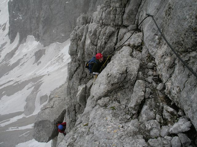 Johann-Klettersteig: Irene und Daniela nach dem G&ouml;tterthron (7. Juni)