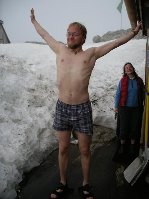 Mathias bei der Seethaler H&uuml;tte, 2.740 m (7. Juni)