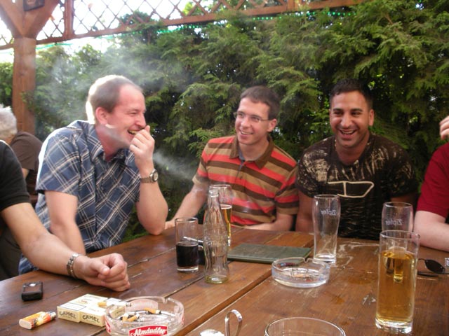 ?, ? und ? in Manuela's Weinstadl