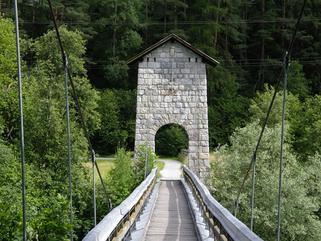 H&auml;ngebr&uuml;cke bei Schlierenzau, 673 m