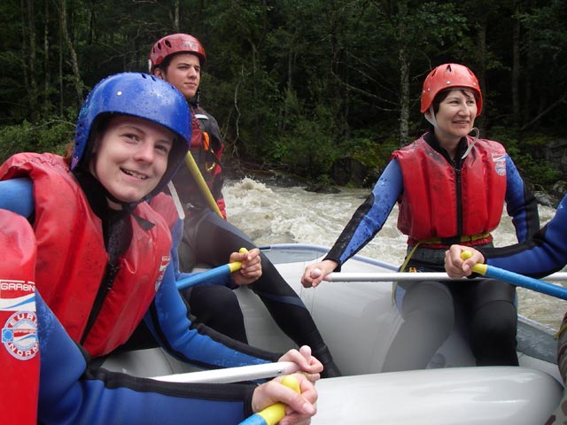 Daniela, ? und Brigitte auf der Isel (9. Juli)