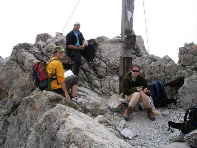 Theresa, Wolfgang und Daniela auf der M&auml;delegabel, 2.644 m (4. Aug.)